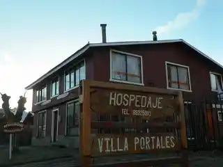 HOSTAL VILLA PORTALES