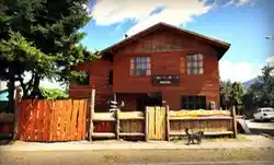 HOUSE OF COLORS BACKPACKERS-HOSTEL