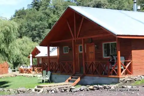 LODGE FUNDO LAGUNA BLANCA