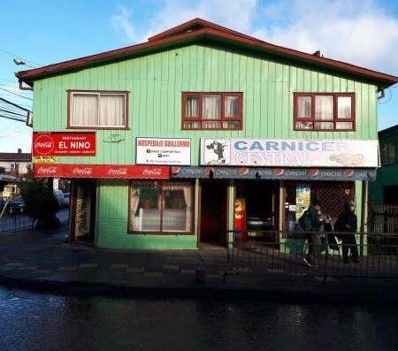 HOSPEDAJE FARO CORONA